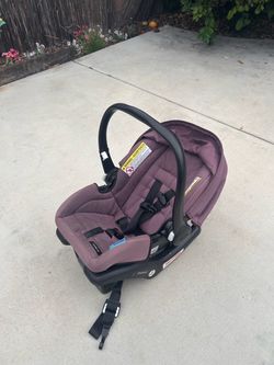 Car chair