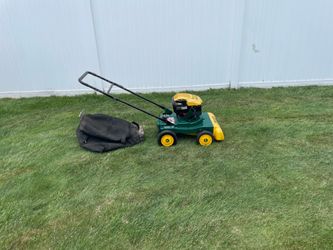 Leaf vacuum Yard Man