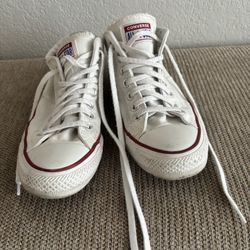 Women’s 7.5 mid converse 