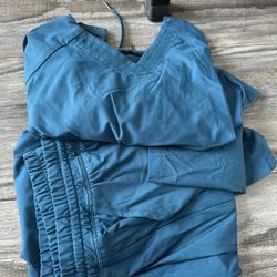 MEDIUM Cherokee Infinity Scrubs