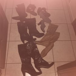 Woman’s Size 9 1/2   10