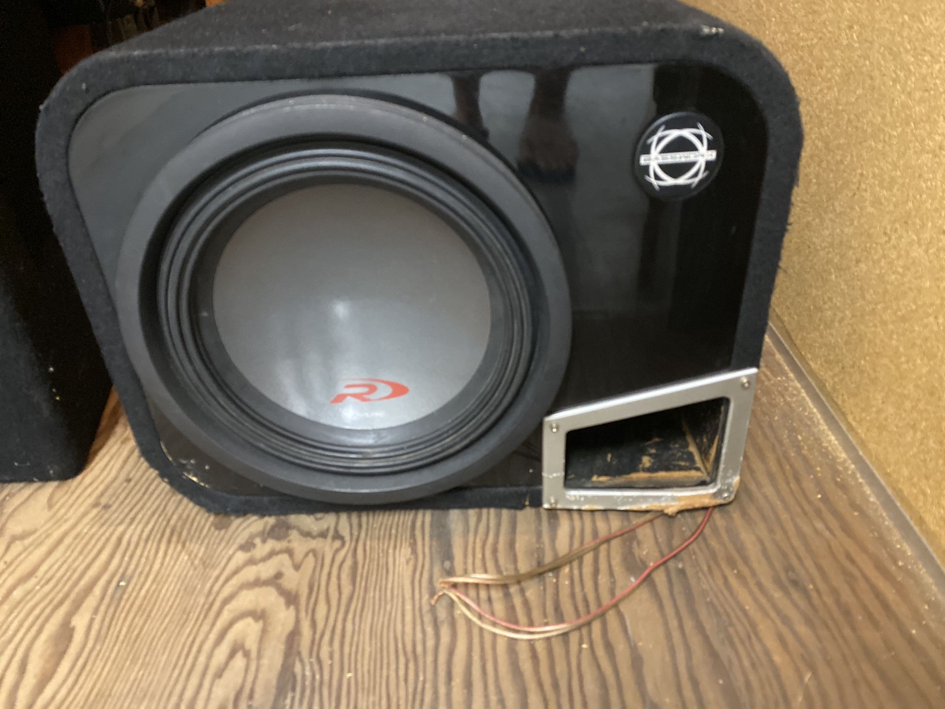 SUBWOOFER IN BOX
