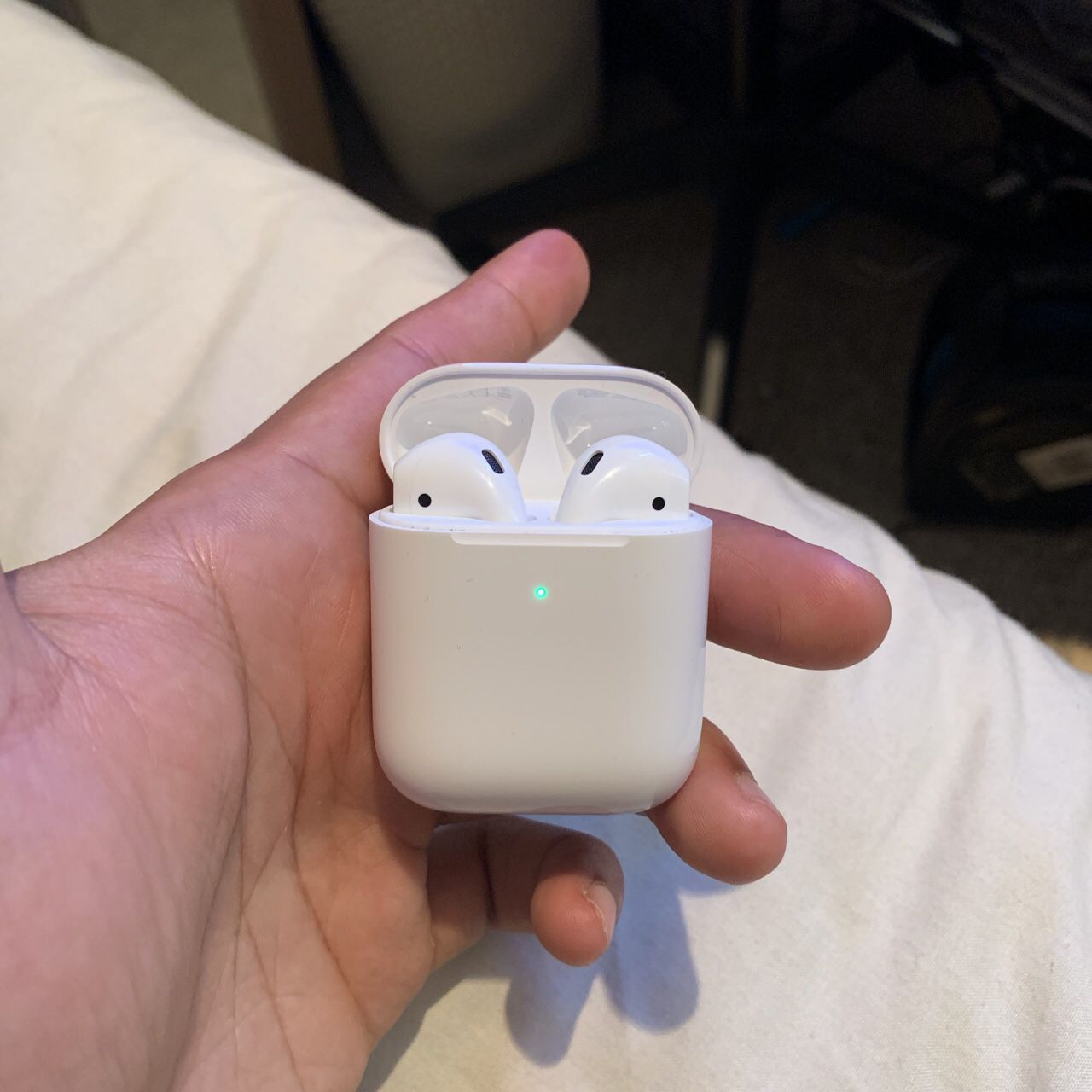 Airpods & Apple watch