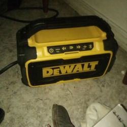 Dewalt Speaker