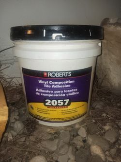 Tile adhesive & 3 boxes of leftover tiles