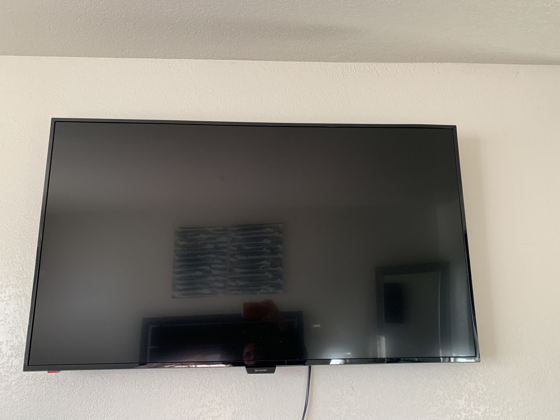 Rocku Smart Tv / Vizio Sounds Bar & Woofer