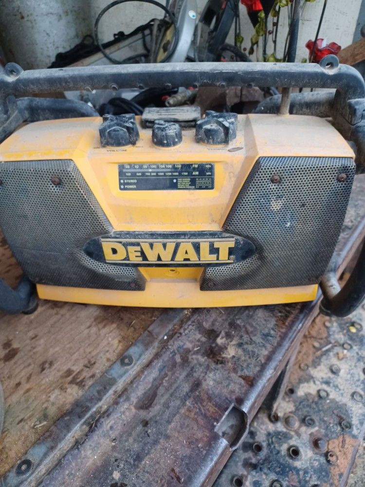 Dewalt Radio
