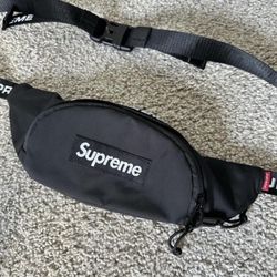 Supreme Fanny Pack