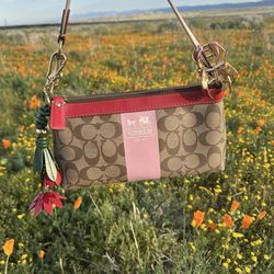 Coach Signature Small Shoulder Bag