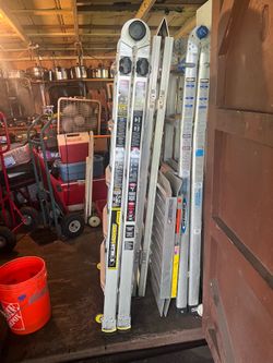 Large size Little Giant 375 cap or Werner 22’ multi ladder like little giant $225 each