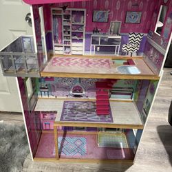 Doll house