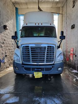 Freightliner CNG