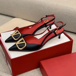 Valentino 9 size