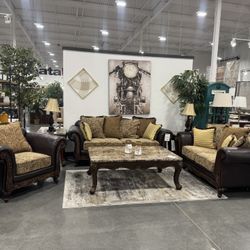 3 PIECE LIVING ROOM SET. Includes: Sofa, Loveseat, Armchair.