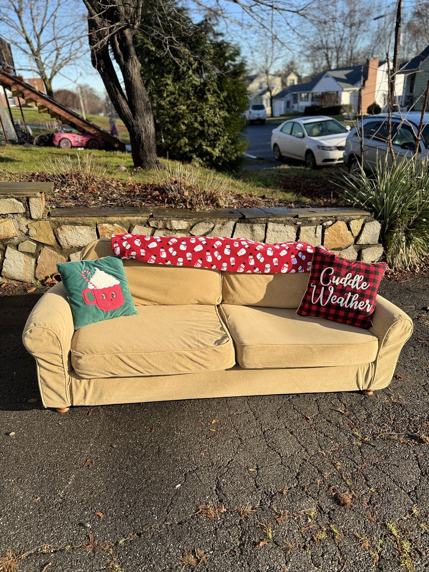 ***FREE**Tan Sofa Couch 