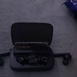 Wireless Earbuds