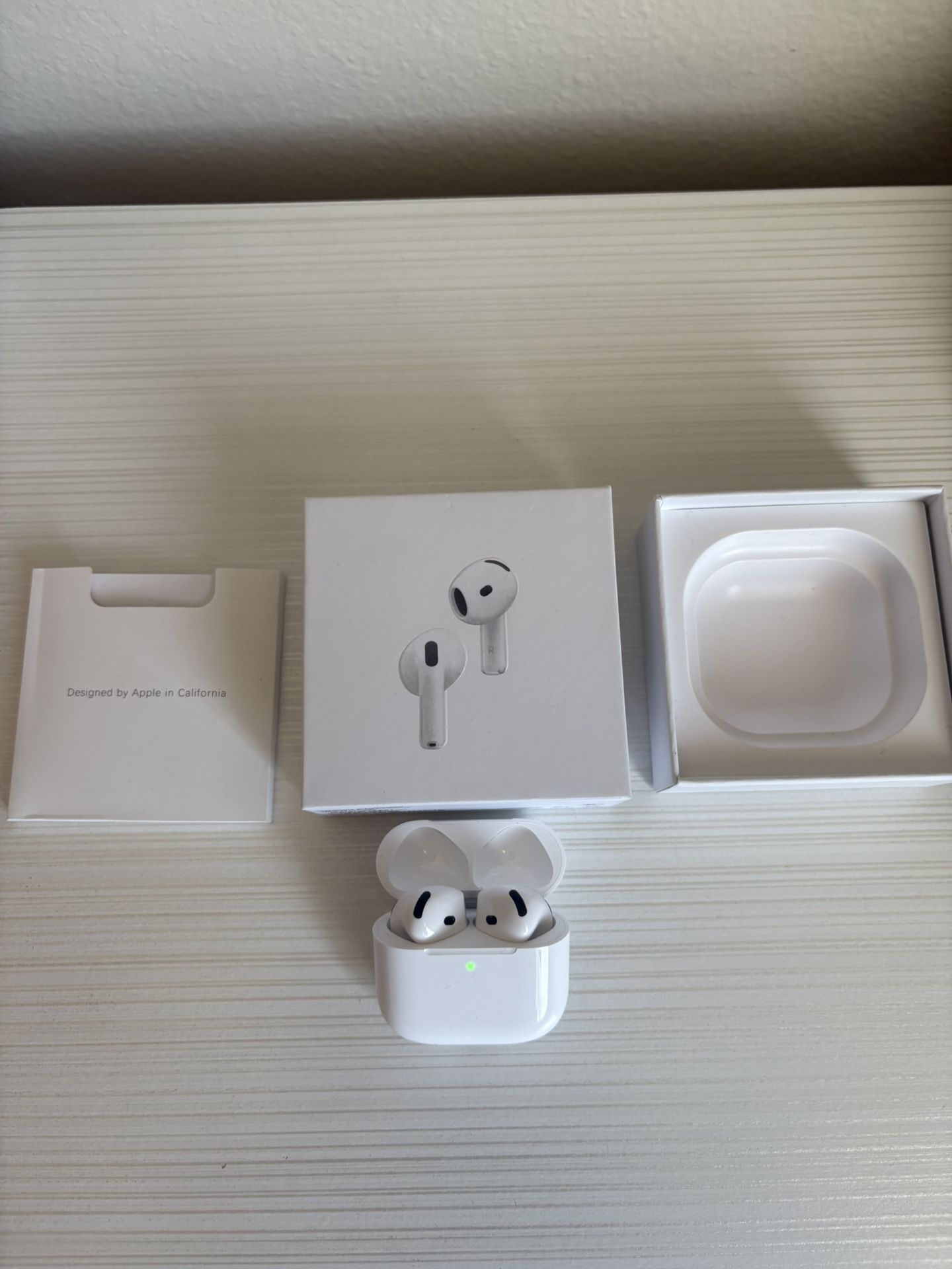 AirPods Gen 4