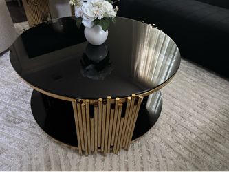 Round glass table