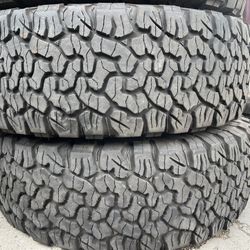275-70-17 BFGoodrich A/T 