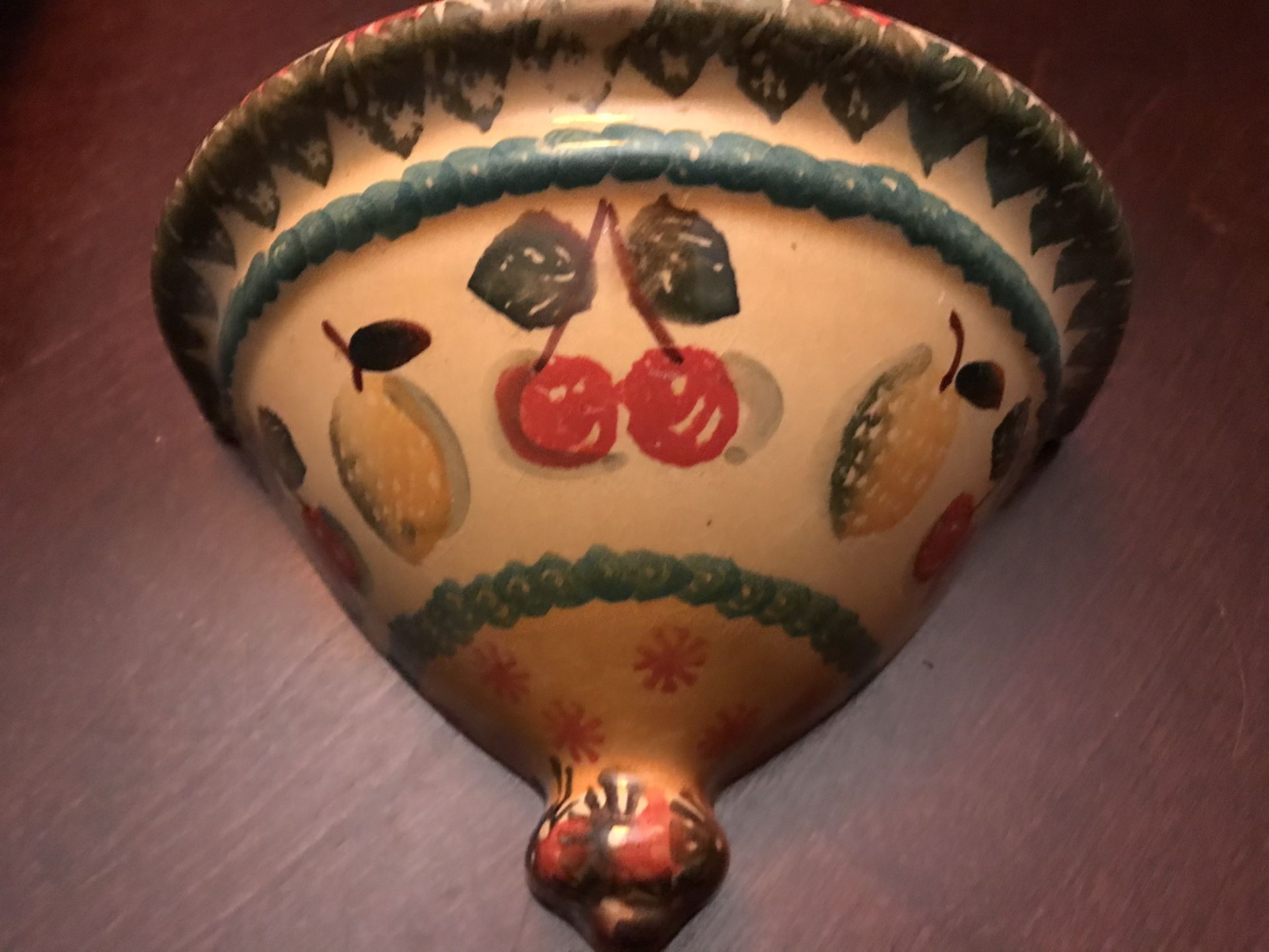 Italian Art Pottery Wall Sconce Shelf