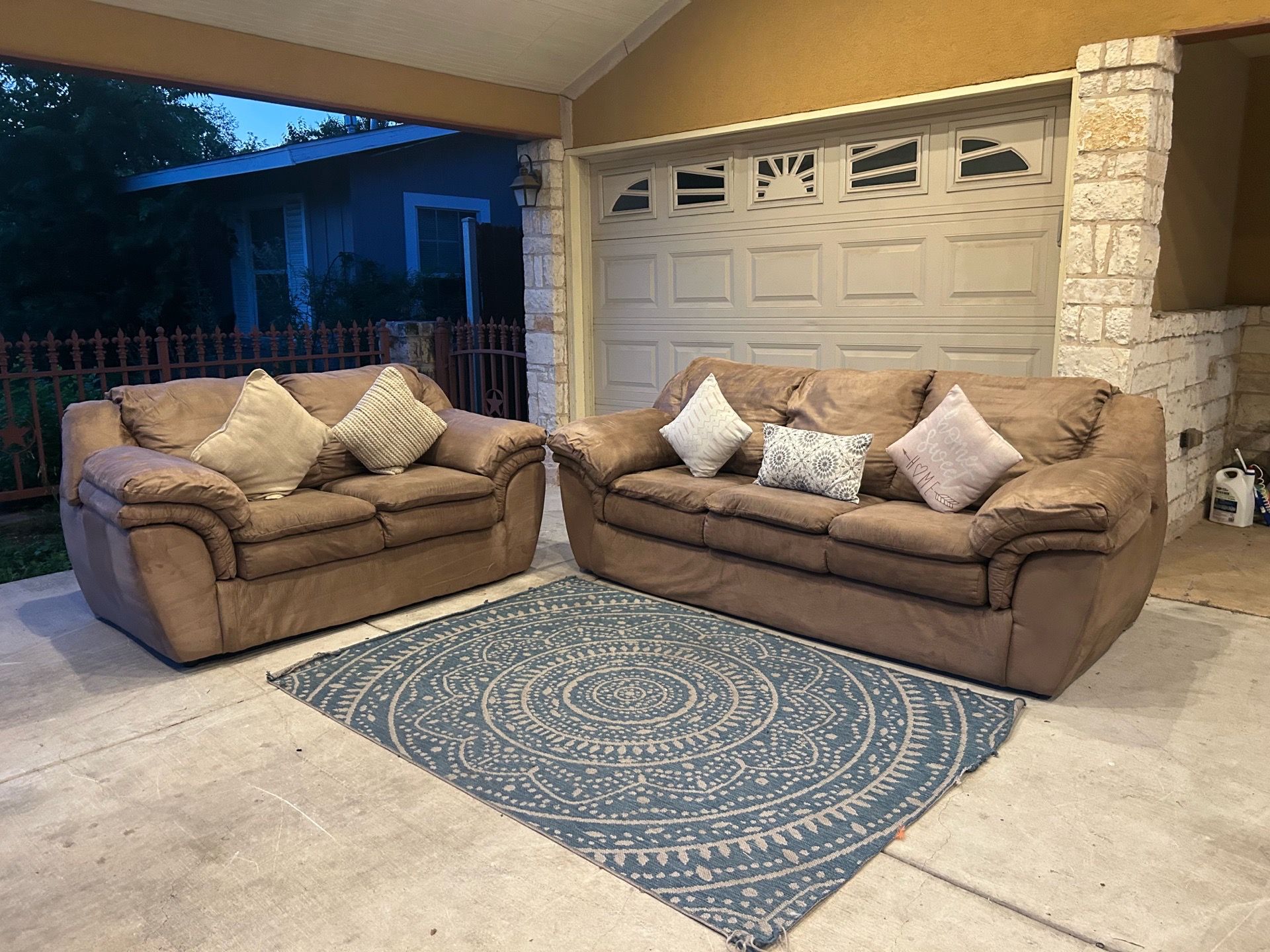 Free Delivery 🚚 Brown Couch Set/ Sala Color Cafe
