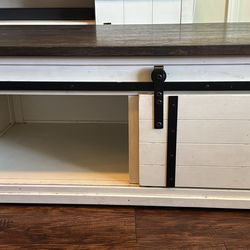 Farmhouse coffee table