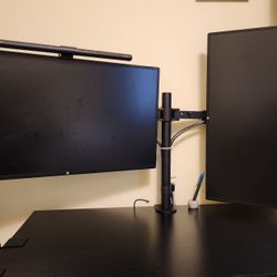 HP PAVILION DESKTOP WITH DUAL 27" MONITOR