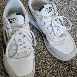 Reebok Women's Size 8 Sneakers