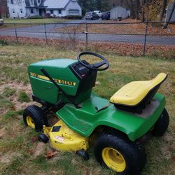 John Deere Ride On Mower