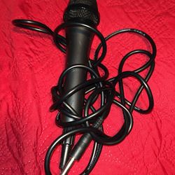 Microphone