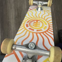 ELEMENT Skateboard 