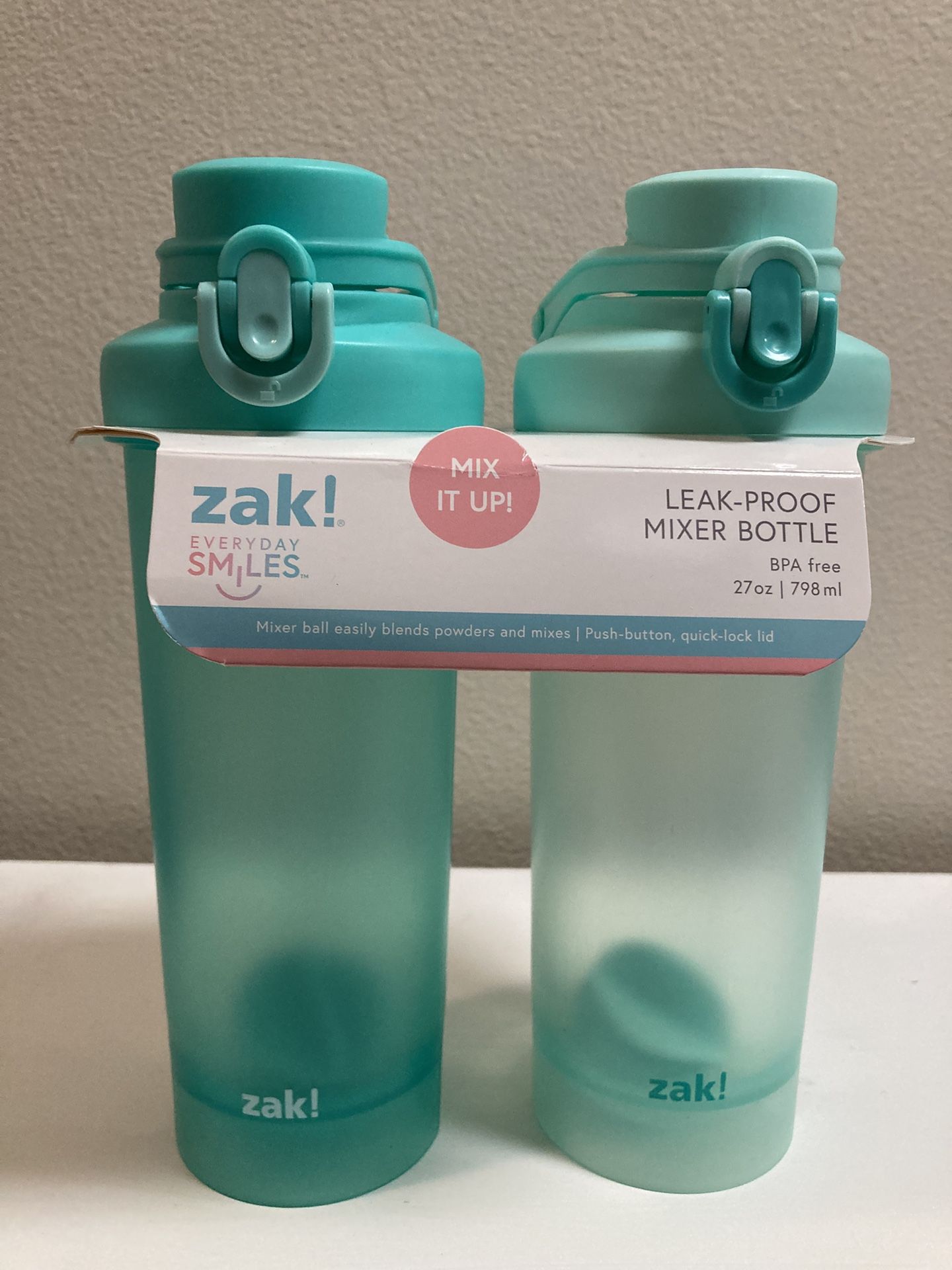 Zak! brand , Everyday Smiles 27oz. Mixer Bottles