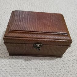 Very Nice Box Made Of Leather  .      Size      11"×  8"×  7" .