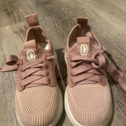 Kids Size 11 Pink Sneakers 