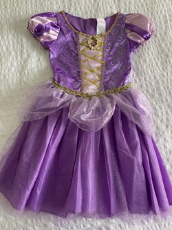 Rapunzel Costume Girl Size S/P (4-6x) Worn Once