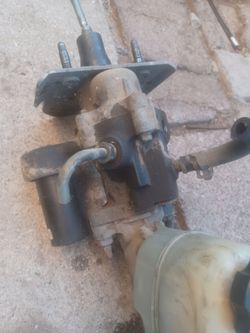 2000-06 Brake Master Cylinder Booster s