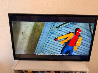 LG 32” TV