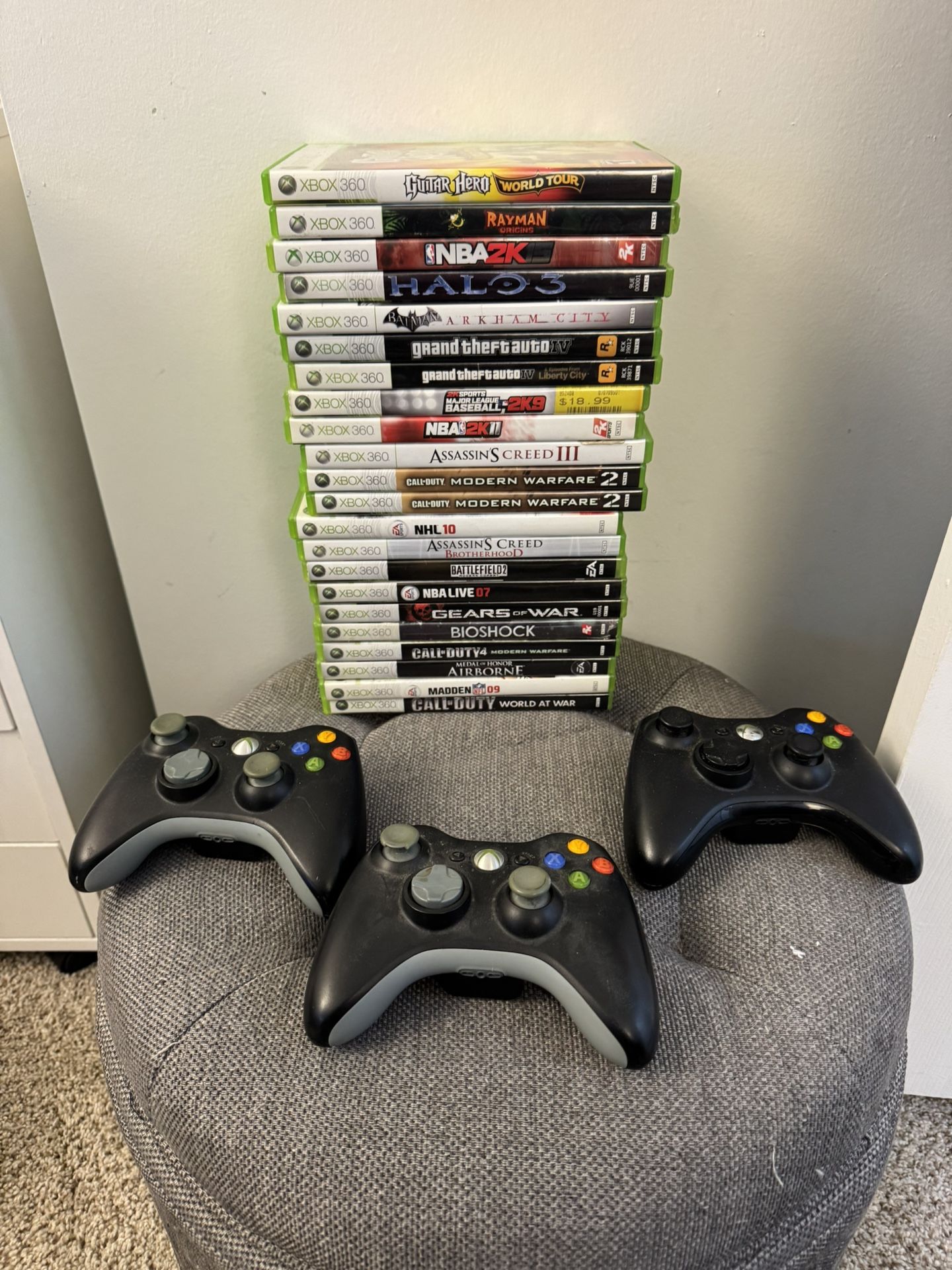 Lot Of 22 Xbox 360 Games And 3 Controllers
