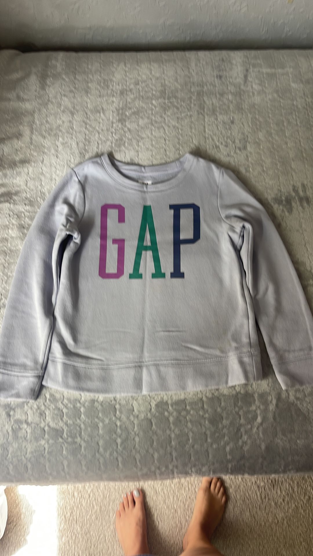 Gap kids sweat shirt
