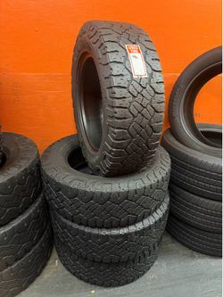 275/65R20 Goodyear Wrangler Duratrac R/T Full Set of 4 Tires