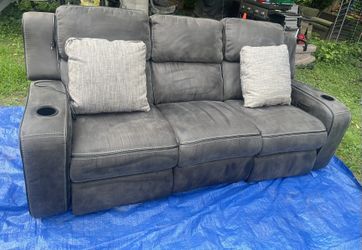 Electric Reclining Sofa