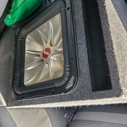 Kicker L5 12 inch In Ported Box 