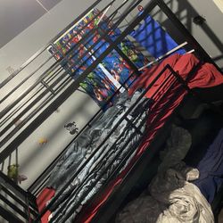 3 Layer Bunk Bed Set, Black, Fits 3 Twin Size Mattresses ! Asking $450 But Willing To Negotiate’