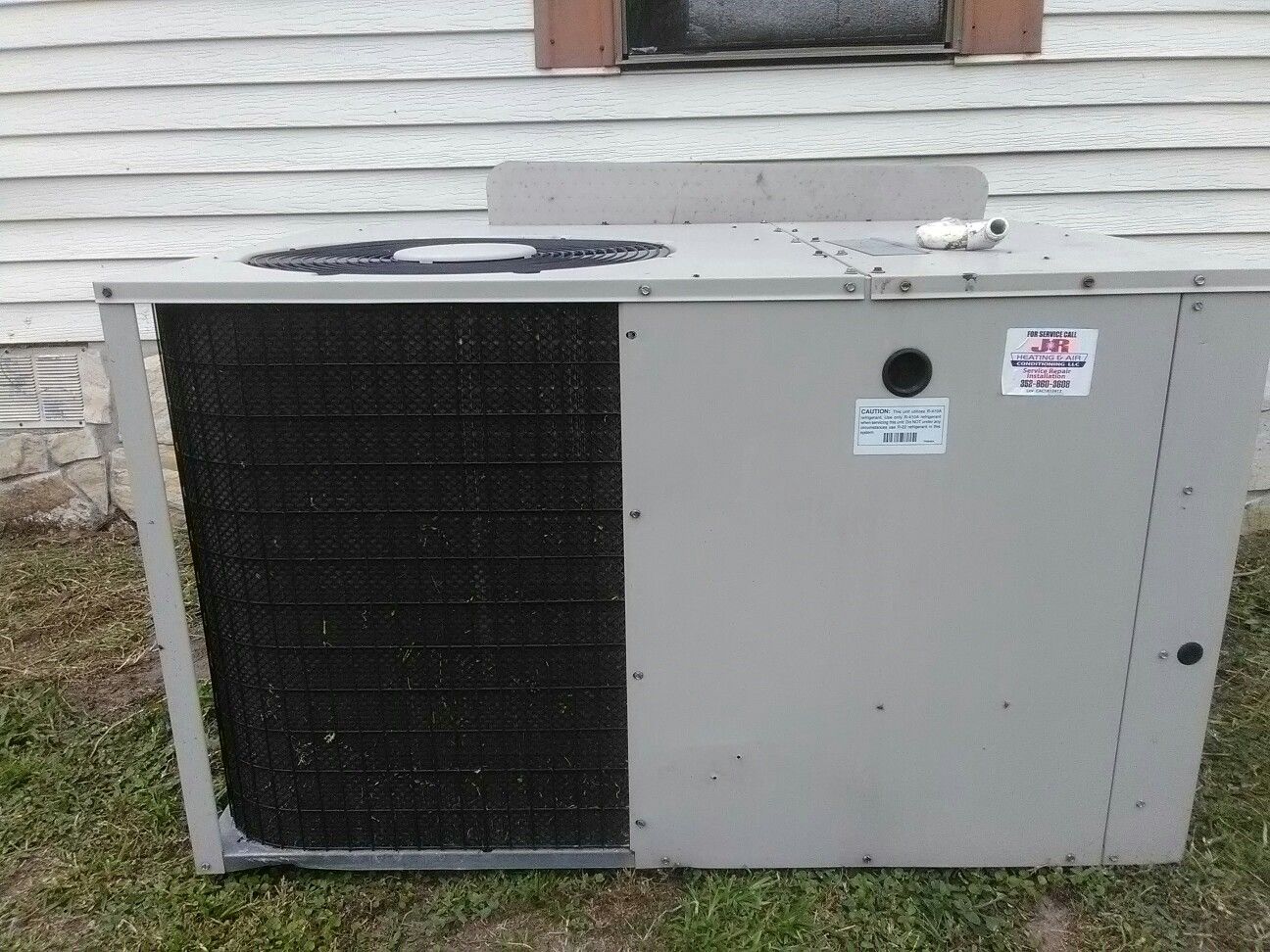 Frigidaire mobile home air and heat package unit