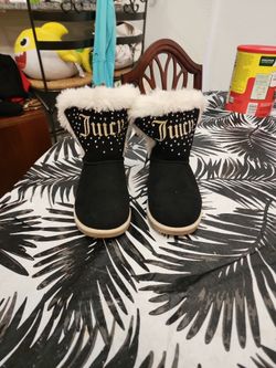 JUICY COUTURE BOOTS