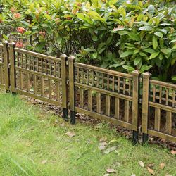 Plastic Outdoor Garden Edger Fence, Set of 4 Panels