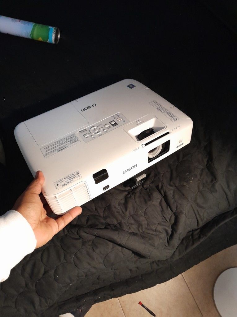 Epson Powerlite 1945w