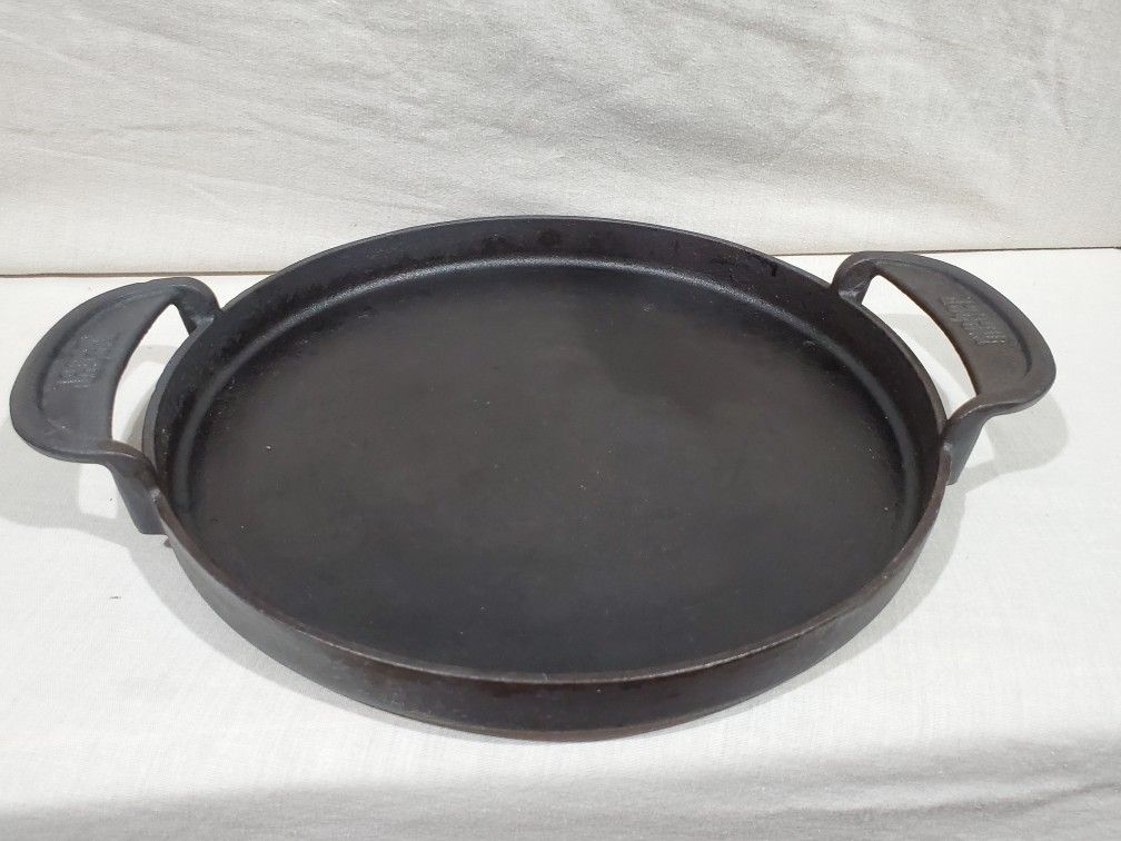 Weber Cast Iron Round Griddle For BBQ