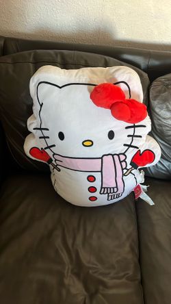 Hello Kitty Snowman Pillow