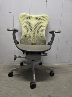 Herma  miller mirra Ergonomic task chair